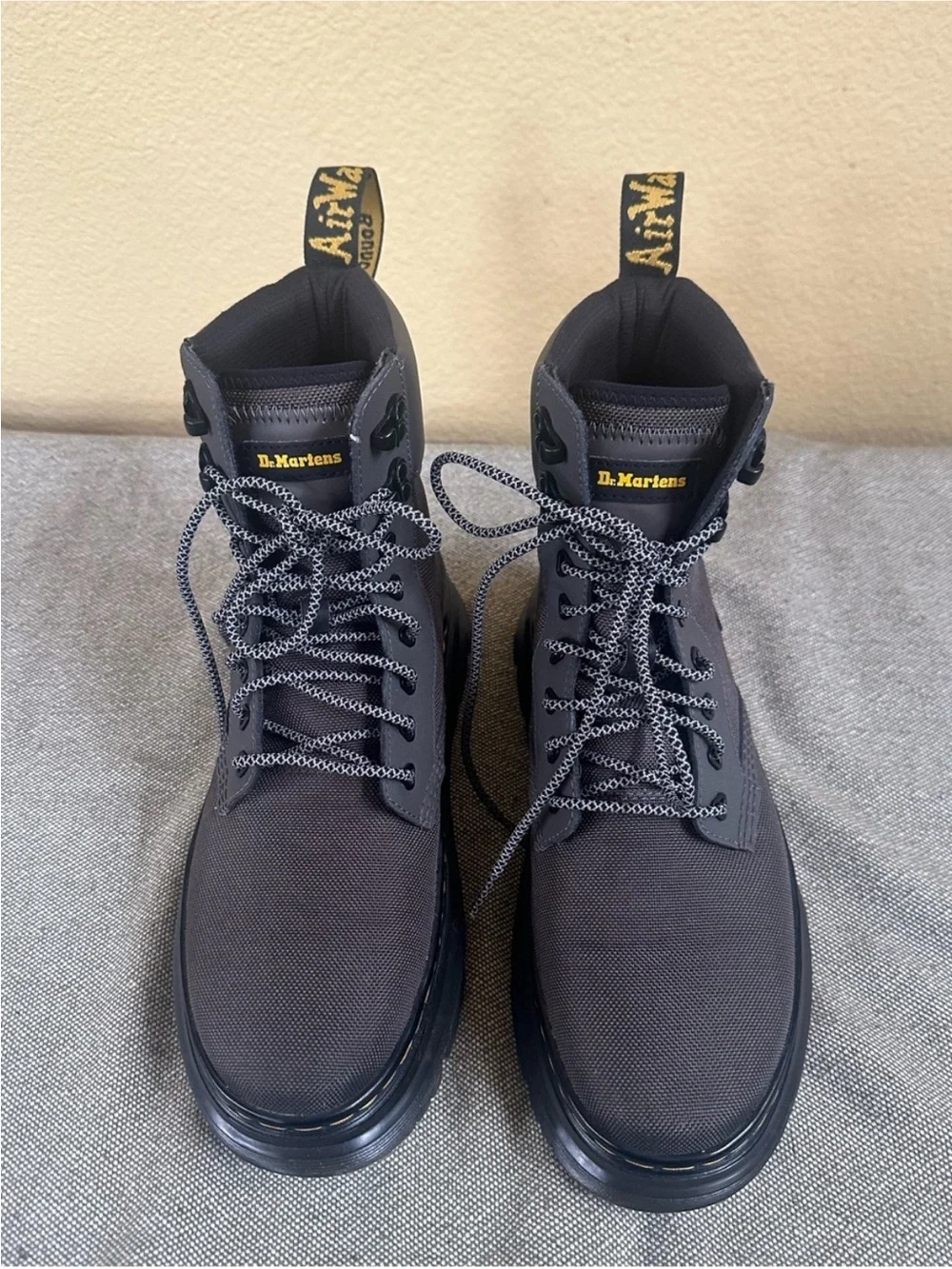 Dr. Martens 